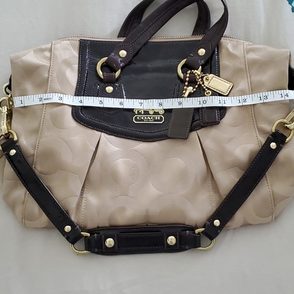Coach Handbag - Picture 5 of 7